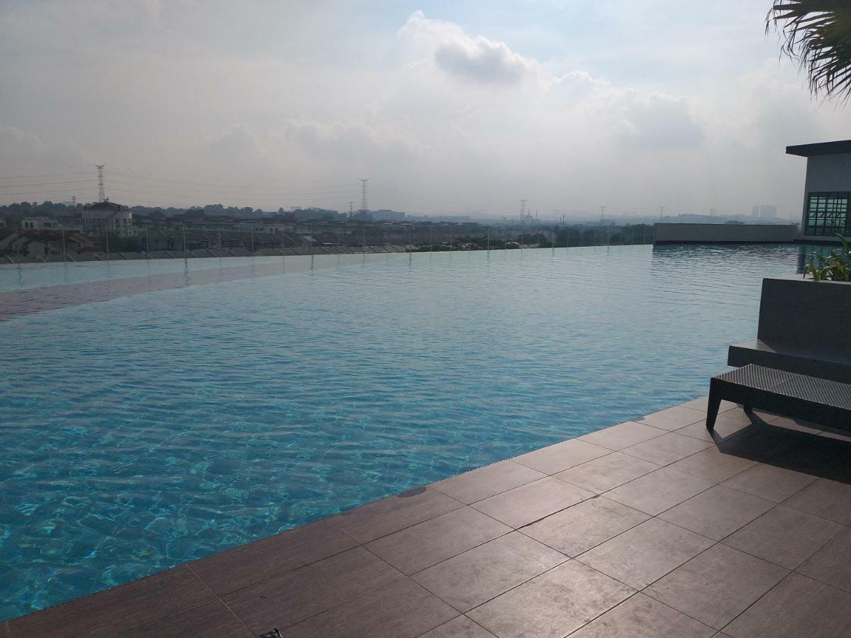 Kempas Indah @ The Secret Garden Homestay Johor Bahru Exteriör bild